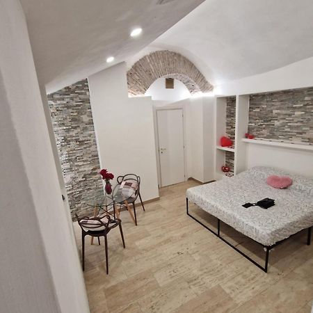The Love Basement Daire Roma Dış mekan fotoğraf
