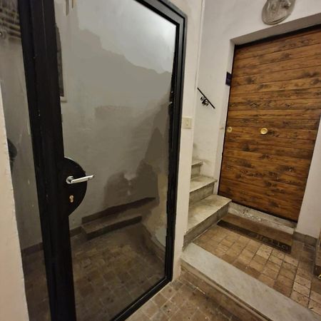 The Love Basement Daire Roma Dış mekan fotoğraf