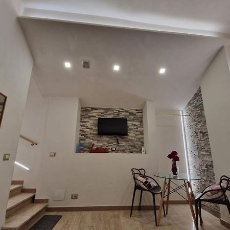 The Love Basement Daire Roma Dış mekan fotoğraf